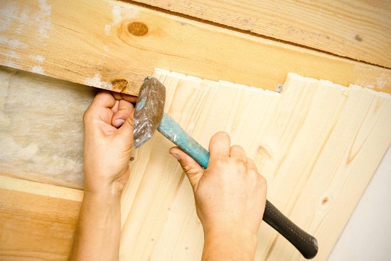 Holzdecke einziehen