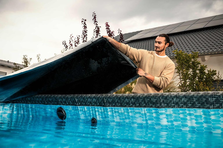 Pool winterfest machen