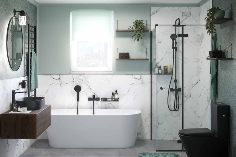 Modernes Badezimmer mit Badewanne, Dusche und Waschtisch
