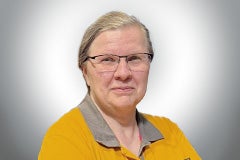 Porträt einer Frau mit Brille