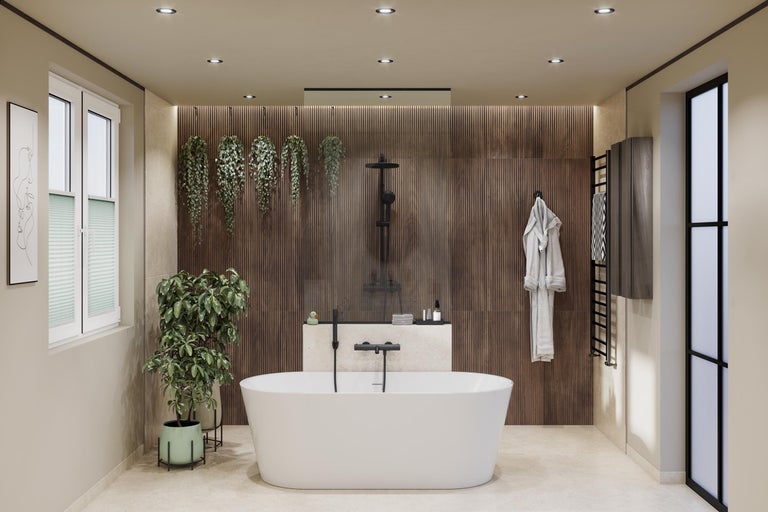 Modernes Badezimmer mit weißer freistehender Badewanne, schwarzen Armaturen, Holzwand, Pflanzen und Dusche mit Glaswand.