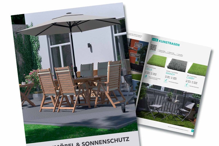 Doppelseitige Katalogabbildung mit Gartenmöbeln, Sonnenschirm und Kunstrasenprodukten.