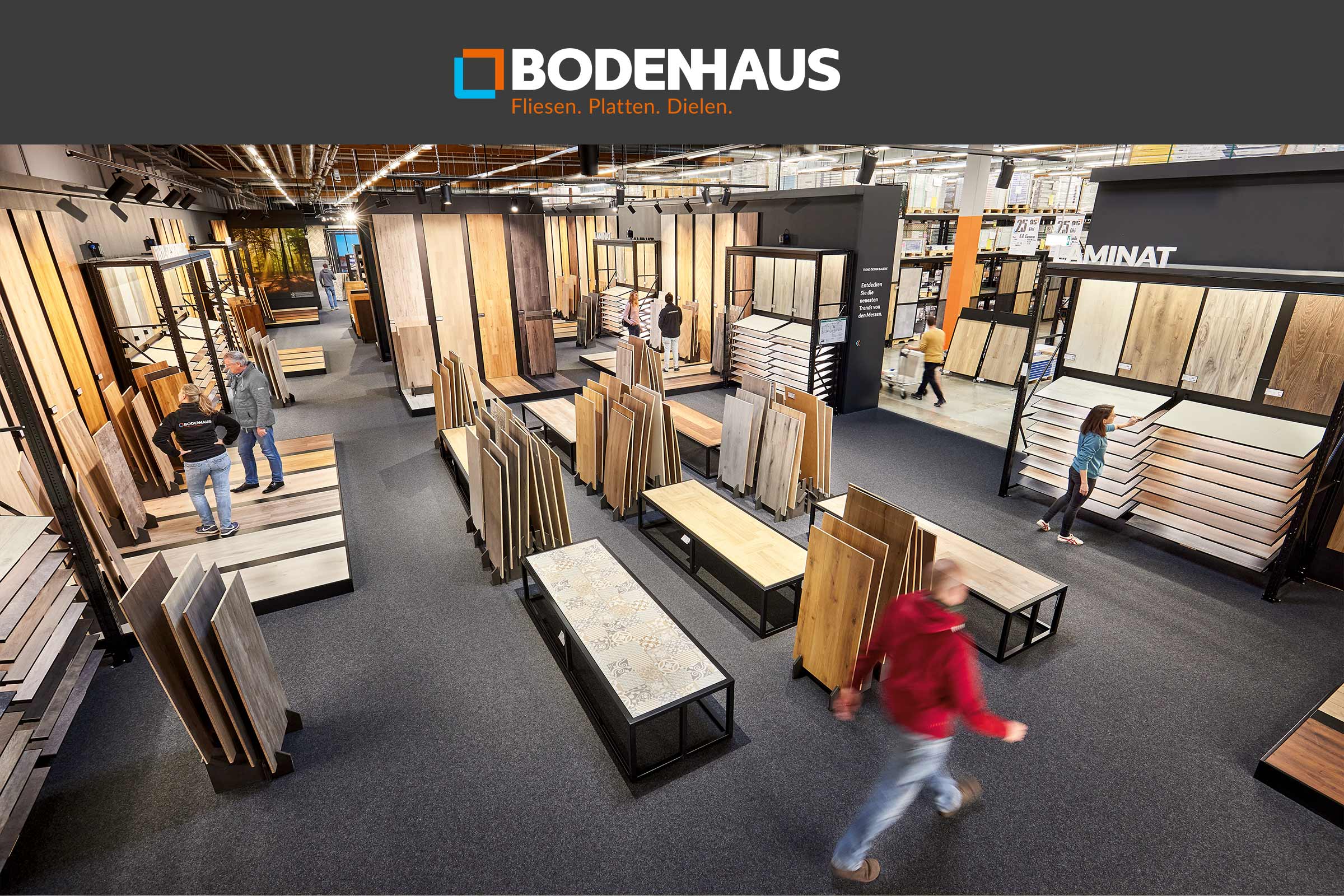 Ausstellung von Bodenbelägen im Hornbach Markt