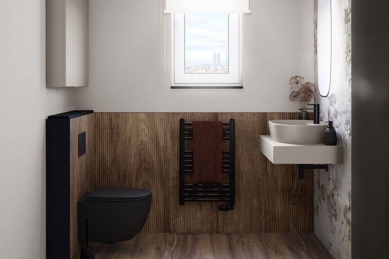 Helles Badezimmer mit Waschtisch, Toilette, Handtuchwärmer und Fenster