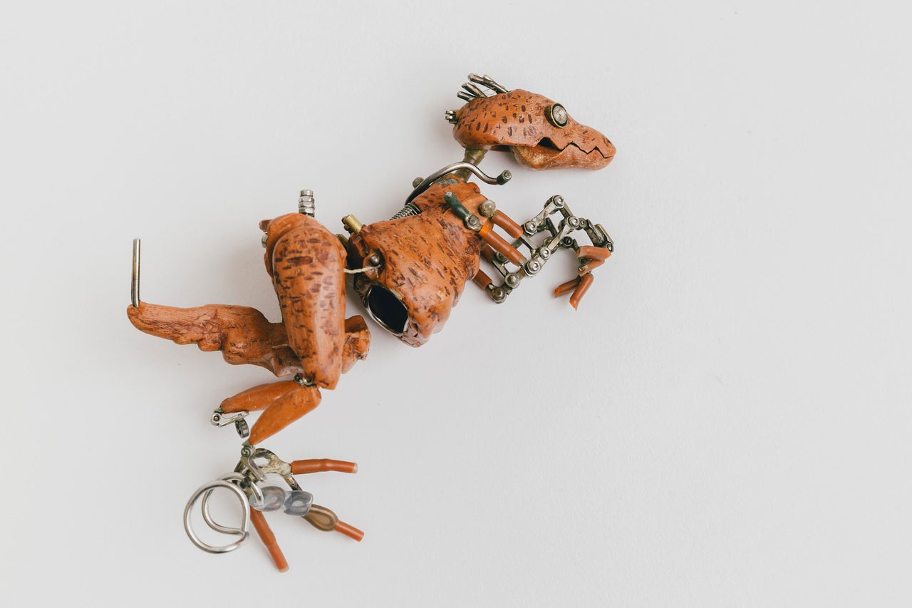 Dekorative Dinosaurierfigur aus Metall