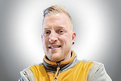 Porträt eines lächelnden Mannes