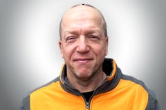 Porträt eines Mannes in Arbeitskleidung