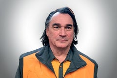 Porträt eines Mannes mit Jacke