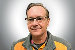 Porträt eines Mannes mit Brille