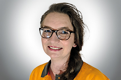 Porträt einer Frau mit Brille