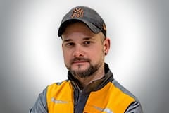 Porträt eines Mannes mit Bart und Kappe