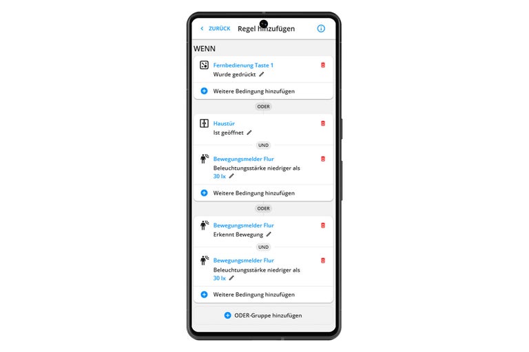 Smartphone App Oberfläche zur Konfiguration von Smart Home Automatisierungsregeln mit Bedingungen wie Fernbedienung und Bewegungsmelder.
