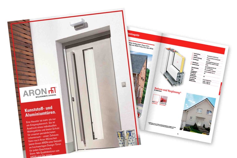 Broschüre mit Informationen zu Kunststoff- und Aluminiumtüren der Marke ARON.