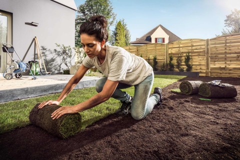 Rollrasen kaufen bei HORNBACH