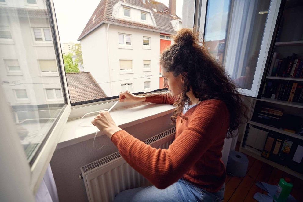 Fenster abdichten mit Dichtungsband