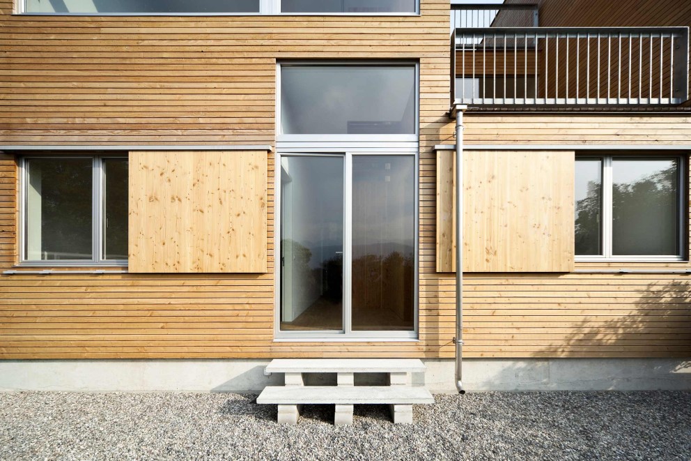 
							Fassade mit Holz verkleiden
						