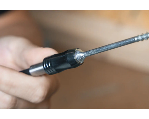 Bohrschrauber mit Bitaufnahme