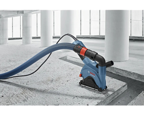 Mauernutfräse zum Schneiden von Schlitzen in Beton