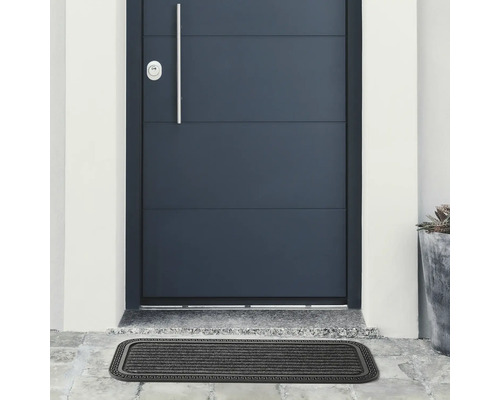 Fußmatte vor einer Haustür