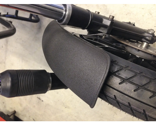 Motorradvorderrad mit Schutzblech