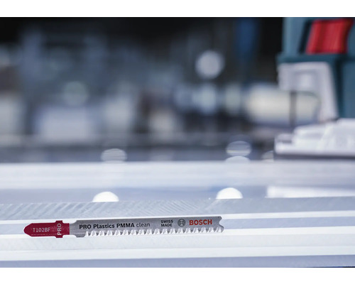 Bosch Stichsägeblatt T102BF für saubere Schnitte in Kunststoffe