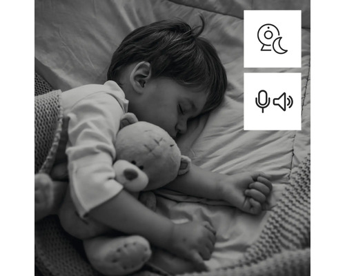 Schlafendes Kind umarmt Teddybär mit Symbole für Nachtsicht und Geräuscherkennung