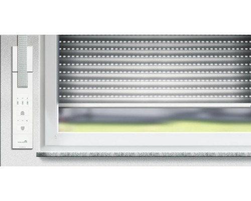 Fenster mit Rollladen und Steuerung