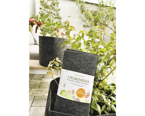 Zwei Pflanztaschen aus Textilgewebe für Gemüse, Kräuter und Blumen mit je zwei Tragegriffen