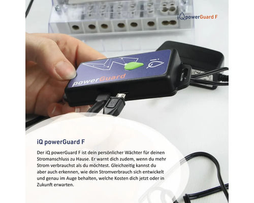 iQ powerGuard F Stromverbrauch-Messer mit angeschlossenem Kabel