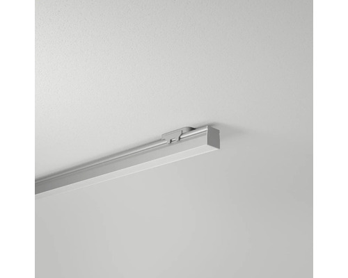 Aufnahme einer Deckenleuchte mit Schiene und Befestigungsclip.