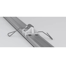 Halterung mit Schiene für ein Sonnenschutzsystem