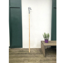 Dreizack-Gartenhacke mit Holzstiel