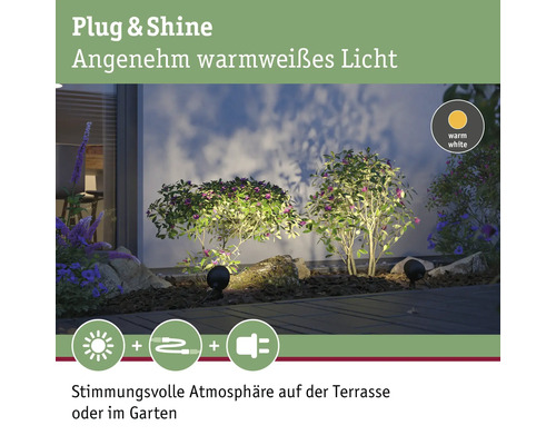 Beleuchteter Garten mit Plug and Shine System und warmweissem Licht