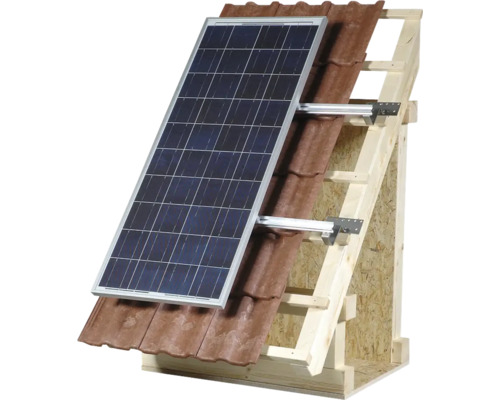 Solarmodul auf Dachkonstruktion montiert
