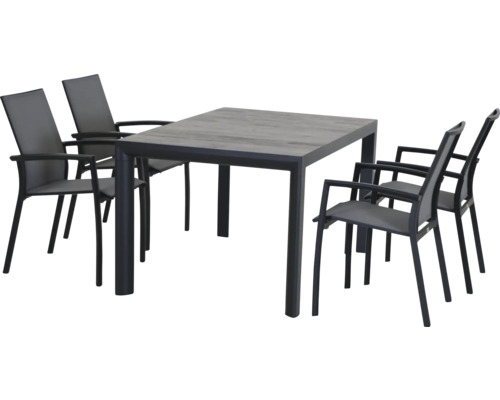 Gartentisch mit vier Stühlen für den Außenbereich