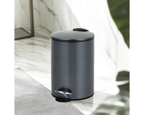 Abfalleimer mit Fußpedal für das Badezimmer
