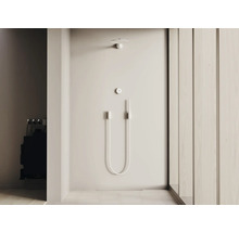 Begehbare Dusche mit Kopfbrause und Handbrausegarnitur