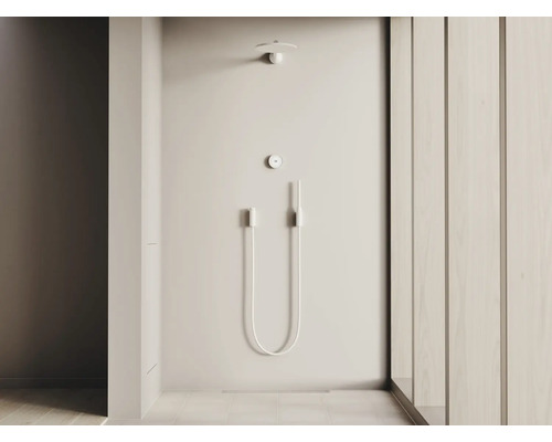 Begehbare Dusche mit Kopfbrause, Handbrause und Thermostat