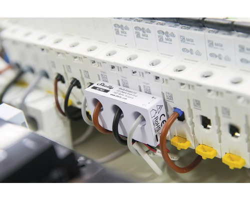 Shelly 3CT63 Stromwandler mit angeschlossenen Kabeln