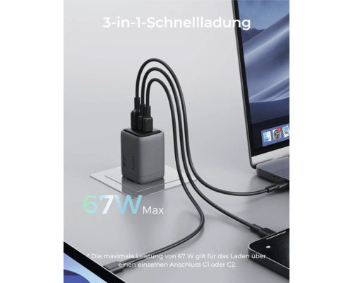 Grauer 3-in-1-Schnellladeadapter mit angeschlossenen Geräten