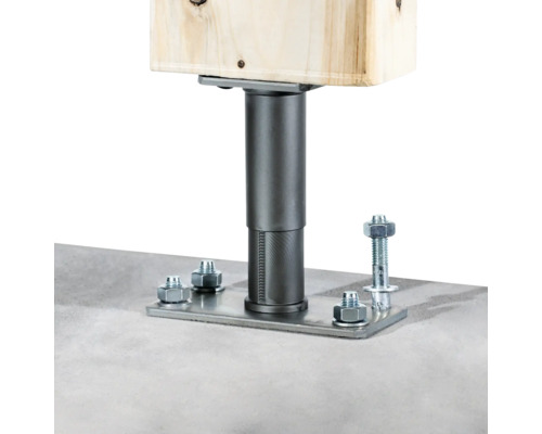 Verstellbarer Pfostenträger aus Metall mit Holzpfosten