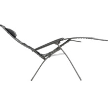 Grauer Relaxsessel mit Kopfkissen