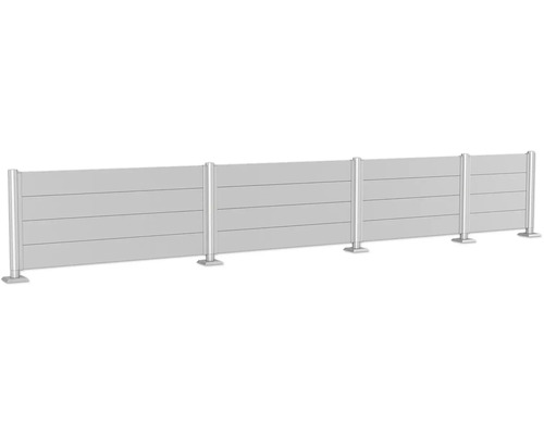 Sichtschutzzaun aus horizontalen Paneelen und Metallpfosten