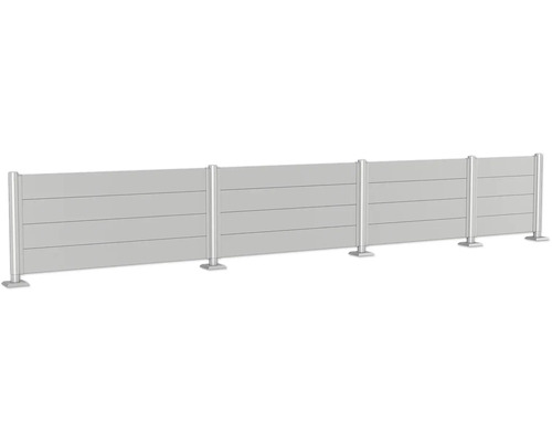 Lärmschutzzaun mit Metallpfosten und horizontalen Paneelen