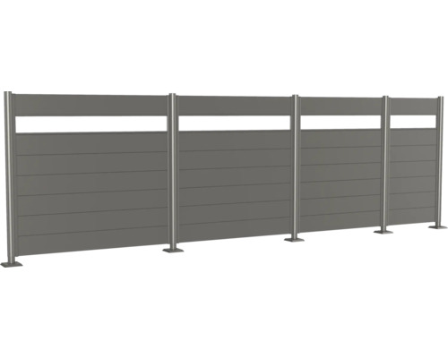 Sichtschutzzaun mit horizontalen Lamellen und Pfosten