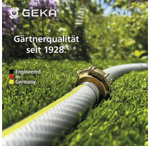 Gartenschlauch auf Rasen mit dem Hinweis auf Gärtnerqualität seit 1928 und dem Hinweis Engineered in Germany.