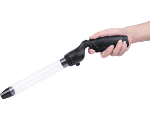 Insektensauger in der Hand