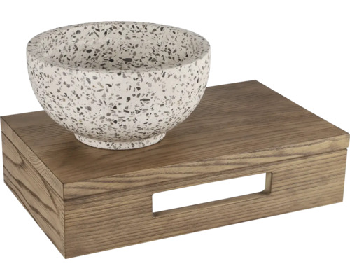 Dekoschale auf Holztablett