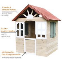 Spielhaus aus Holz mit rotem Dach und weißen Akzenten