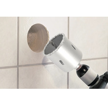 Diamant-Lochsäge bohrt Loch in Fliese